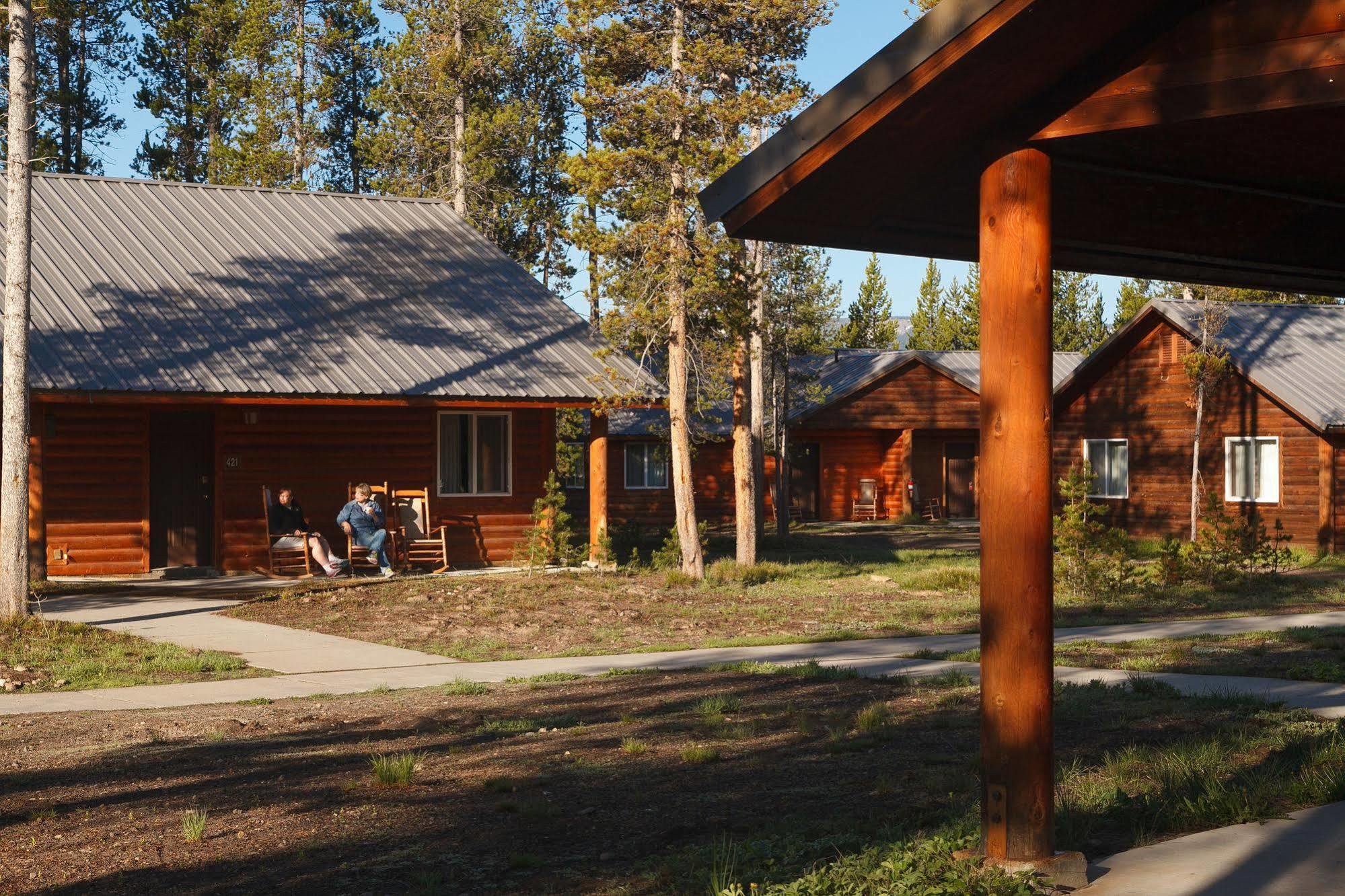 Headwaters Lodge & Cabins At Flagg Ranch Moran Exterior photo